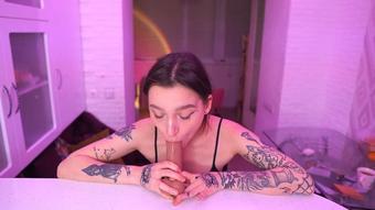 swallow cock like a python (kellywow)