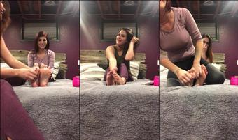 nataliefox 03 03 2020 166875390 mila natalie tickle (nataliefox)