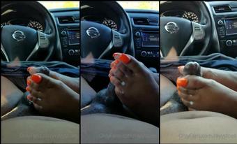 rayystoes 01 04 2021 2070394336 he had a attitude because he ain t seen these feet in a while (rayystoes)