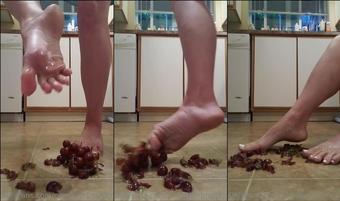 premiumbrandy 01 12 2022 2701349508 grape you know what to grapes with my toes is fun  (premiumbrandy)