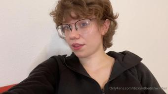 dicksinthedishwasher 25 09 2021 2229937818 a few people have asked for a video on whether or not to become an onlyfans model video 1 (dicksinthedishwasher)