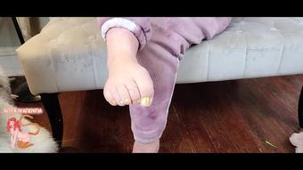 Anya Ivanovna Toe Ring Worship (Anya Ivanovna)