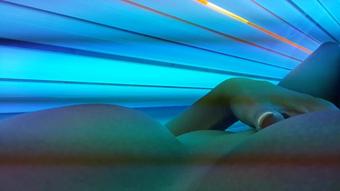 anissakate 04 01 2018 6022756 tanning time   petite sÃ©ance d UV (anissakate)