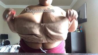 Onlygoddessdior Stuffing My Massive Tits In This Bra (OnlyGoddessDior)