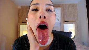Lick me, babe (Melted_Chocolate)