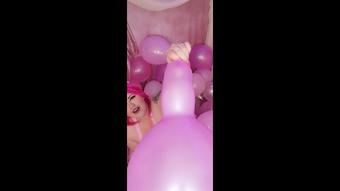 Daddy's cheerleader blows on heart - January 16, 2022 (GothAmber)