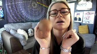 How To Fuck Your Ass (LauranVickers)