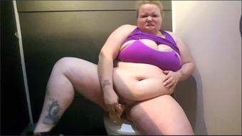 Bustybbwsteph Bbw Public Toilet Toying (BustyBBWSteph)