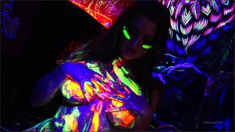 Crystal Knight Blacklight Euphoria Body Paint Tease (Crystal Knight)