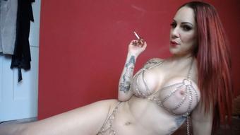 Chain Smoker (Ruby_Onyx)