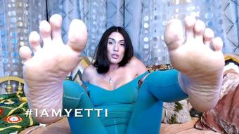 DIRTY FEET HUMILIATION (Iamyetti)