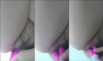 minsro4 12 04 2020 228501853 Afternoon delight. Got one of my toys ystdyâ¨ (minsro4)