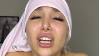 Hijabi hotwife fucked in front of husband - August 11, 2024 (kristinaxxx)