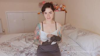 Scientist Shrinks You (Molly Darling)