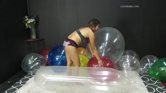 Vivian Masturbates on Balloons PT 2 (Custom Fetish)