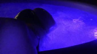 sophiedee 01 09 2017 3310575 Having fun in my new Hot tub (sophiedee)