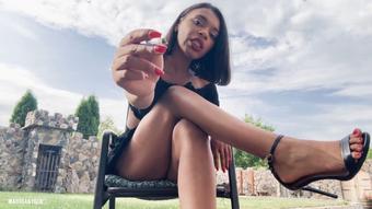 Smoke & Spits | MahoganyQen (MahoganyQen)