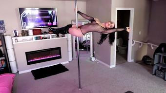 HORNY STRIPPER HOE - May 18, 2021 (Harley Blaze)