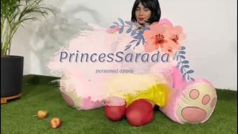 Princess Sarada and her poisoned apple (SaradaParker)