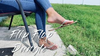 Flip Flop Dangle (Drea_xoxo)