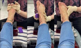 pretty_feet_39 02 10 2021 2236536987 Pedi timeâ¦. (pretty_feet_39)