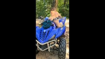 Squatting on Trail Hard Streaming Pee (KittyUV)