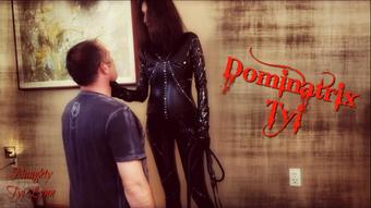 Dominatrix Tyi (Stormi Winters)