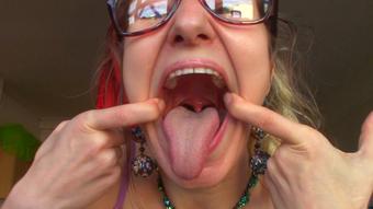 Dent, Mouth, Tongue, Uvula Exam (Goddess Vanessa)