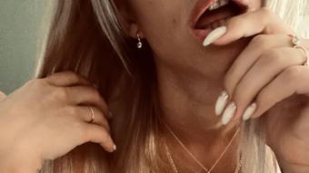 Orgasm from my tight pussy (SweetBlondyVi)